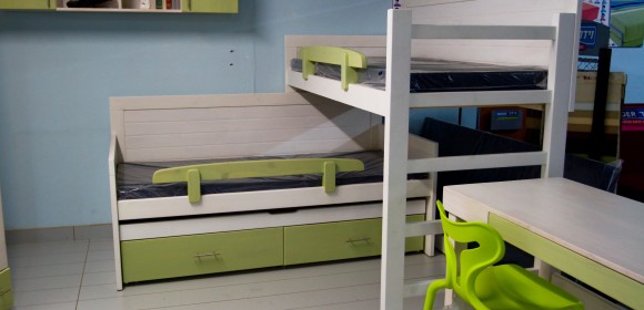 חדר ילדים מיטת קומותיים